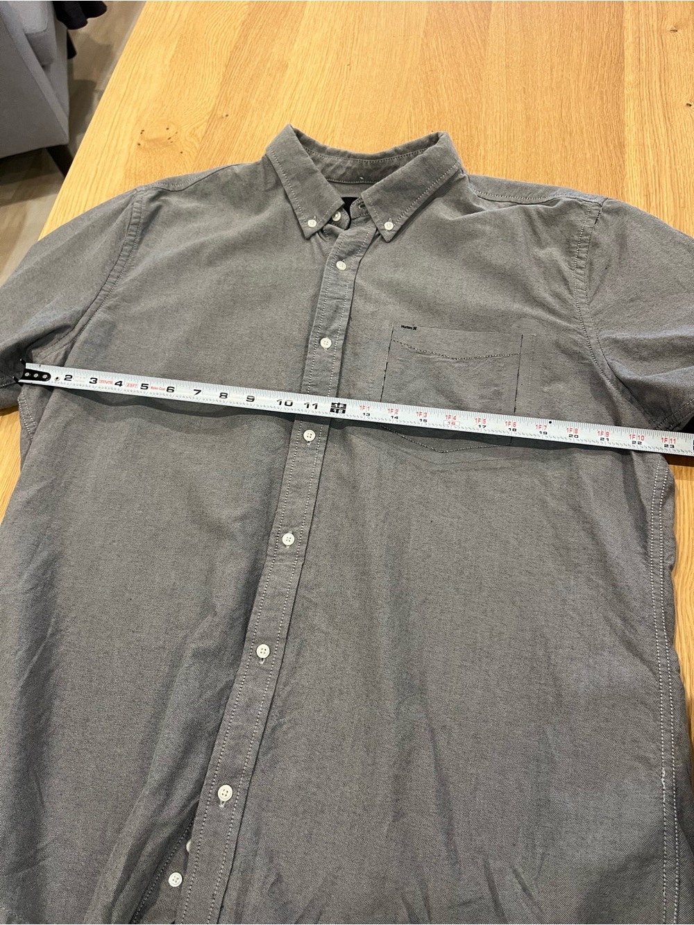 Hurley
Short Sleeve Button-Down Shirt
Men's Size XL - Picture 8 of 8
